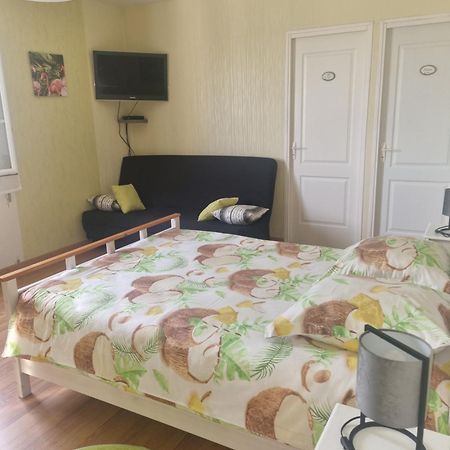 Bed and Breakfast Le Logis Du Marais Les Magnils-Reigniers Esterno foto