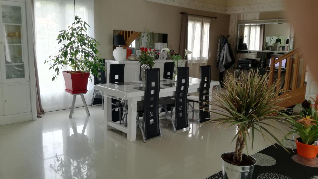 Bed and Breakfast Le Logis Du Marais Les Magnils-Reigniers Esterno foto